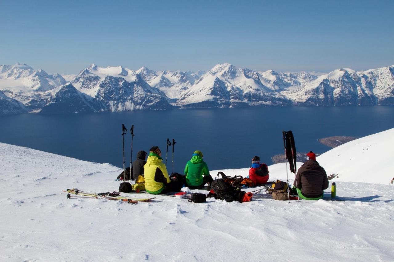 Kjosen Lodge, Lyngen. Lyngseidet Exterior foto
